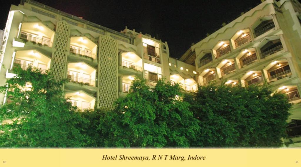 Shreemaya Hotel Indore Buitenkant foto
